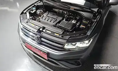 Volkswagen Tiguan 2024 2.0 гидро в Москве № 317769, миниатюра 6