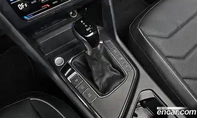 Volkswagen Tiguan 2024 2.0 гидро в Москве № 317769, миниатюра 9