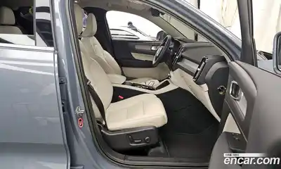 Volvo XC40 2022 2.0 гидро в Москве № 326028, миниатюра 11