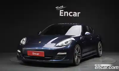 Porsche Panamera, 2012