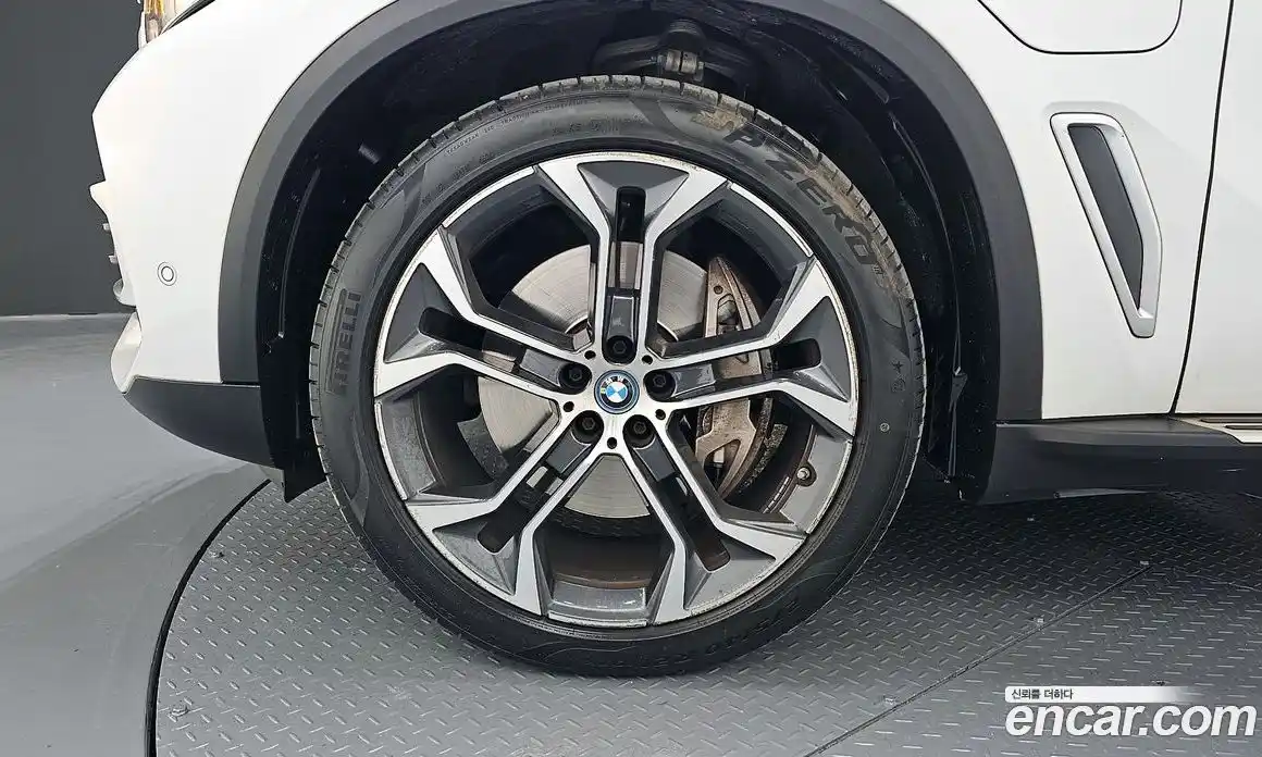 BMW X5 2022 3.0 гидро в Москве № 335772, фото 5