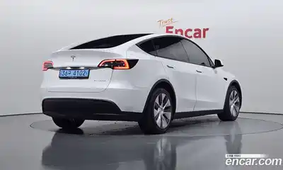 Tesla Model Y 2022 0.2 гидро в Москве № 419361, миниатюра 2