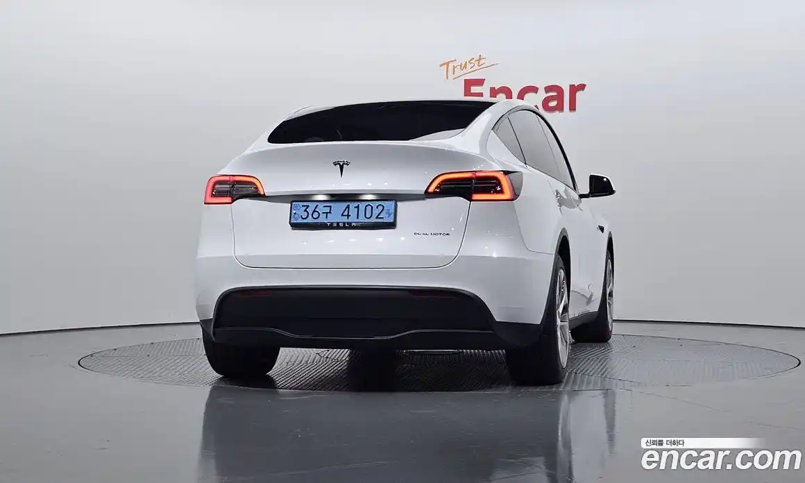 Tesla Model Y 2022 0.2 гидро в Москве № 419361, фото 4