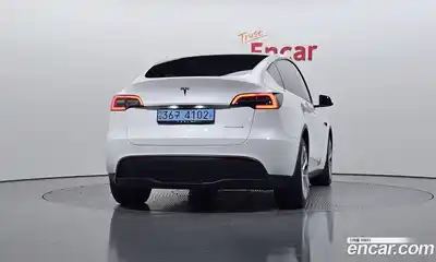 Tesla Model Y 2022 0.2 гидро в Москве № 419361, миниатюра 4