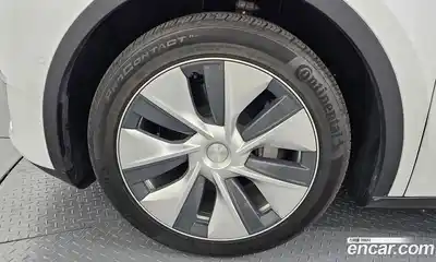 Tesla Model Y 2022 0.2 гидро в Москве № 419361, миниатюра 5