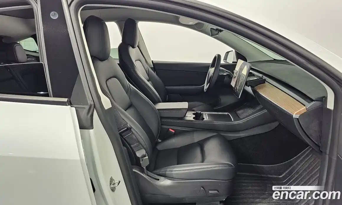 Tesla Model Y 2022 0.2 гидро в Москве № 419361, фото 10