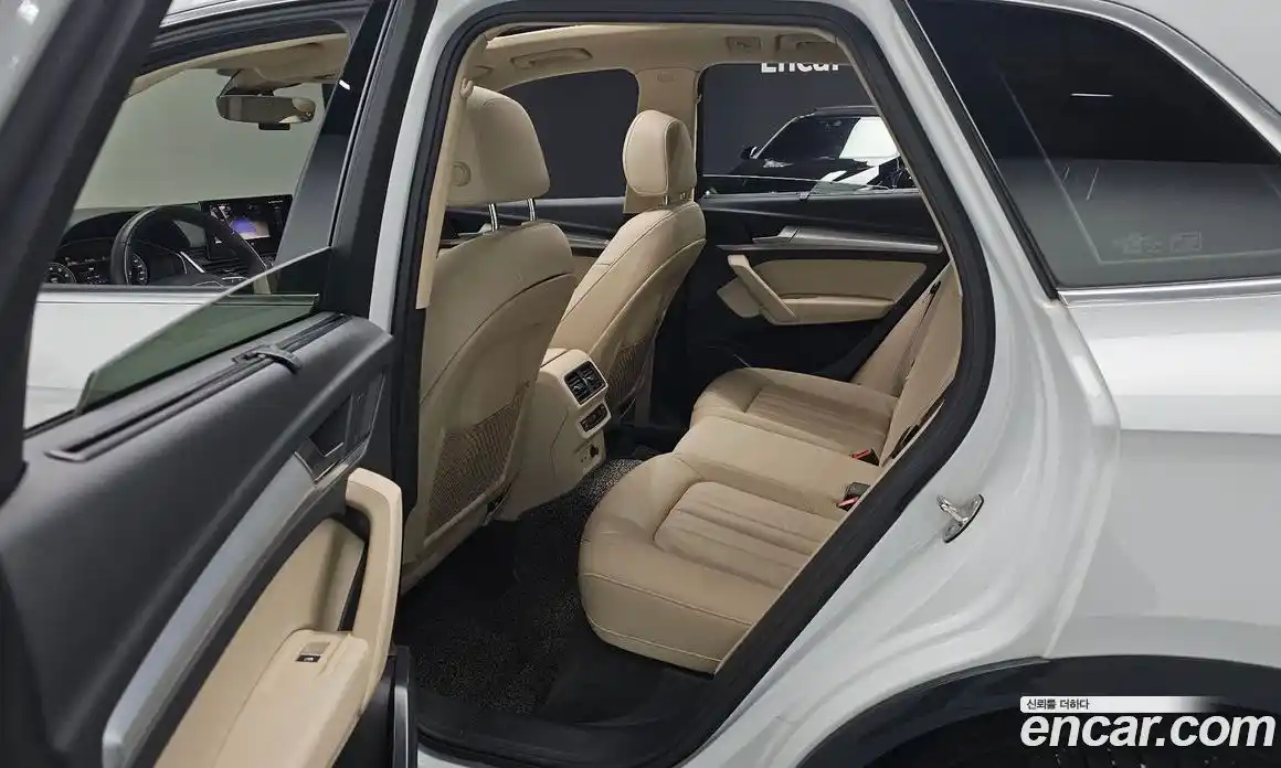 Audi Q5 2021 2.0 гидро в Москве № 497048, фото 12