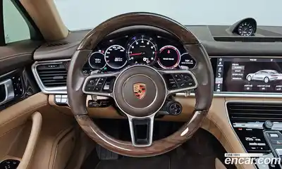 Porsche Panamera 2018 3.0 гидро в Москве № 498258, миниатюра 12