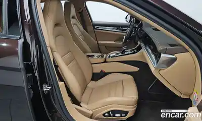 Porsche Panamera 2018 3.0 гидро в Москве № 498258, миниатюра 10