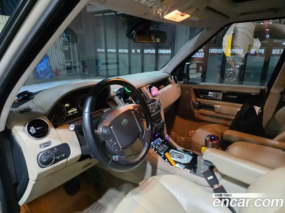 Land Rover Discovery 2012 3.0 гидро в Москве № 499005, фото 7