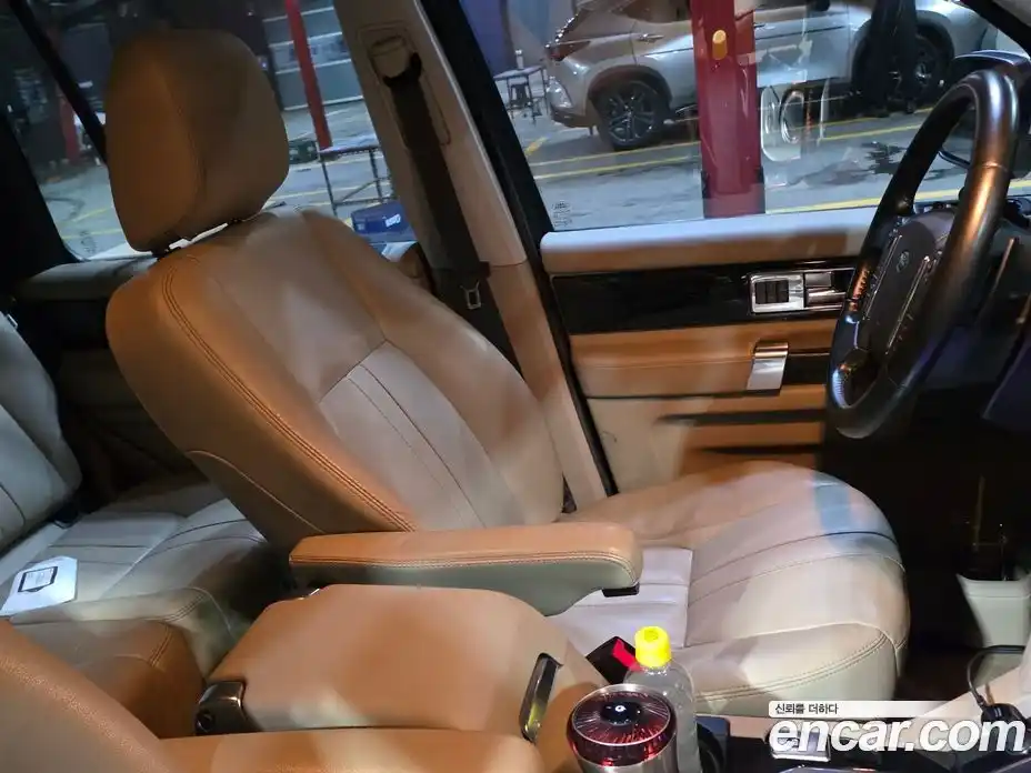 Land Rover Discovery 2012 3.0 гидро в Москве № 499005, фото 8