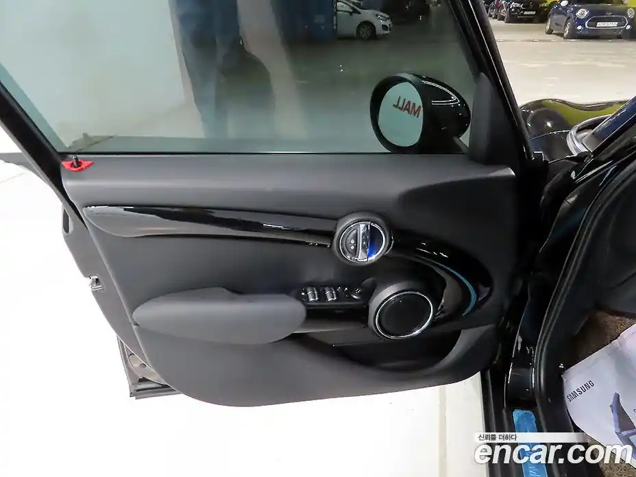 Mini Cooper 2019 2.0 гидро в Москве № 499151, фото 13