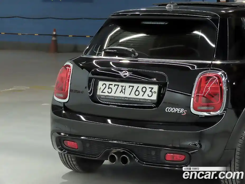 Mini Cooper 2019 2.0 гидро в Москве № 499151, фото 16