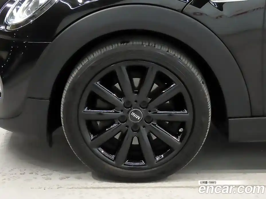 Mini Cooper 2019 2.0 гидро в Москве № 499151, фото 5
