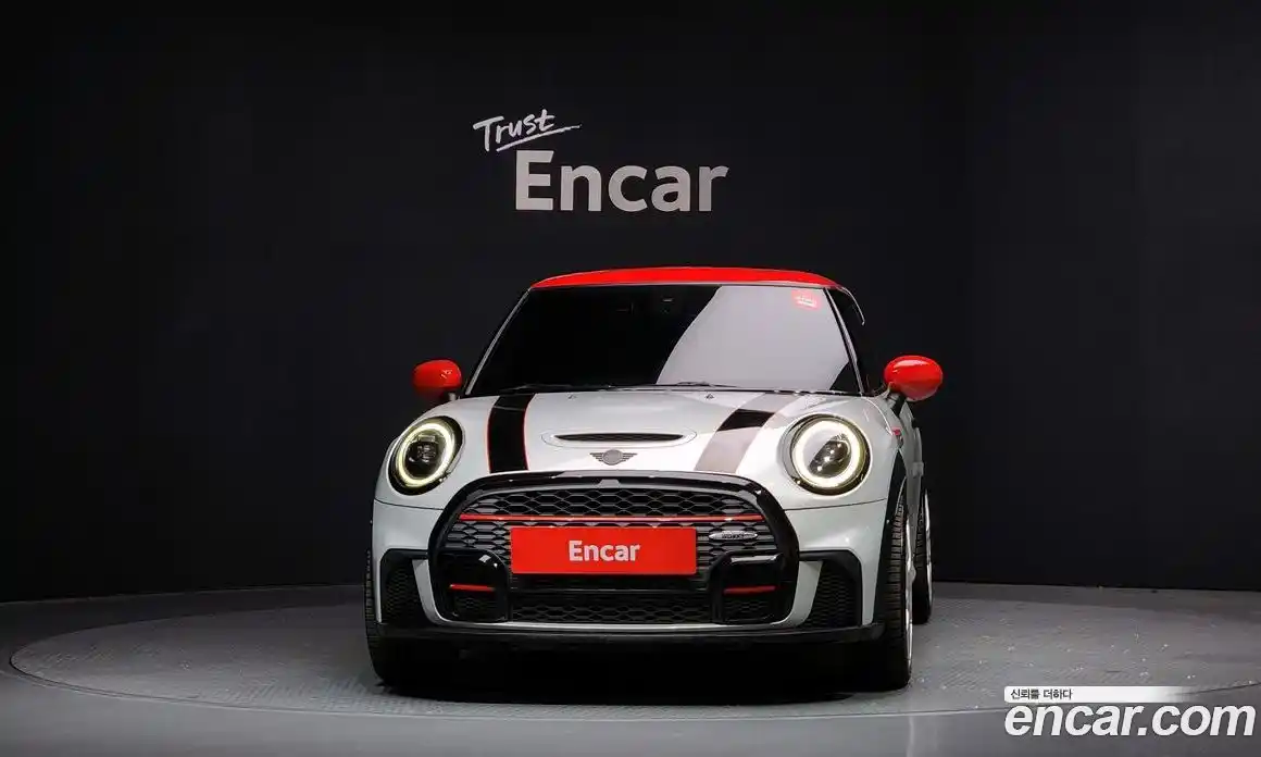 Mini Cooper 2023 2.0 гидро в Москве № 546390, фото 3