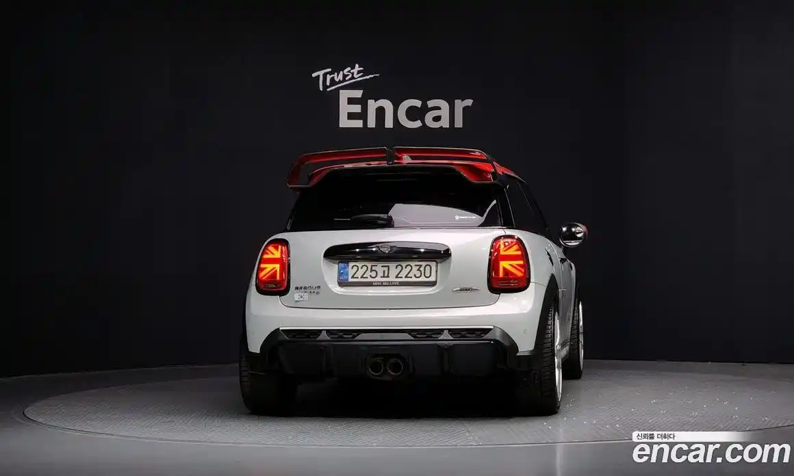Mini Cooper 2023 2.0 гидро в Москве № 546390, фото 4