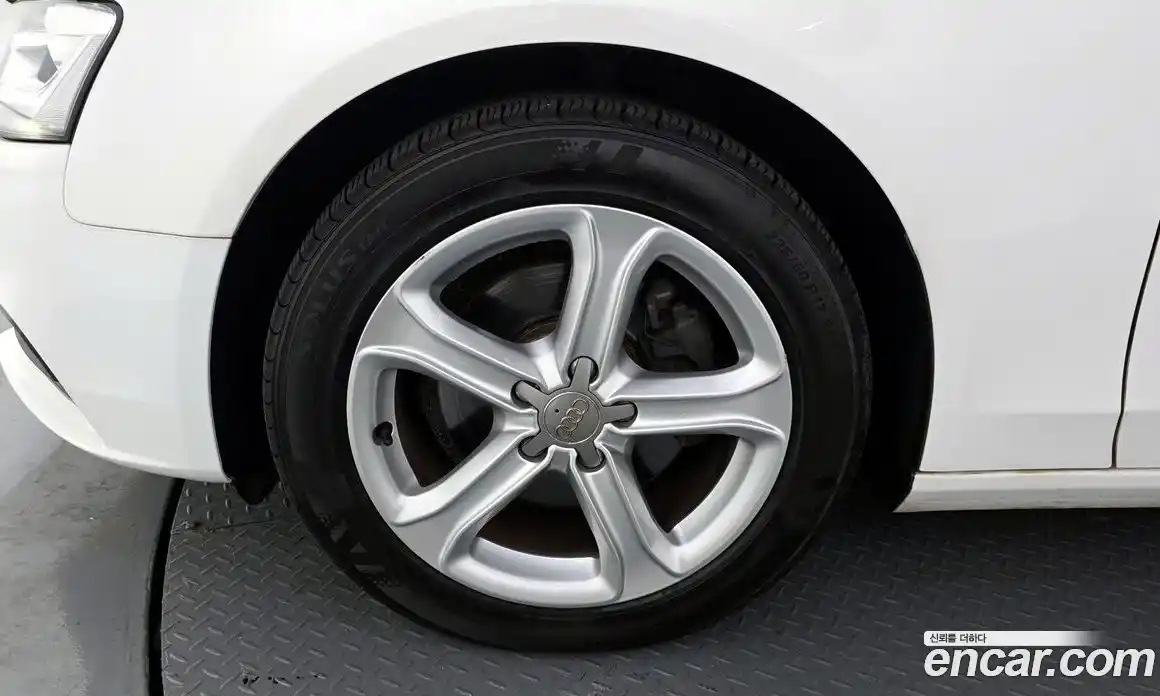 Audi A4 2015 2.0 гидро в Москве № 593196, фото 5