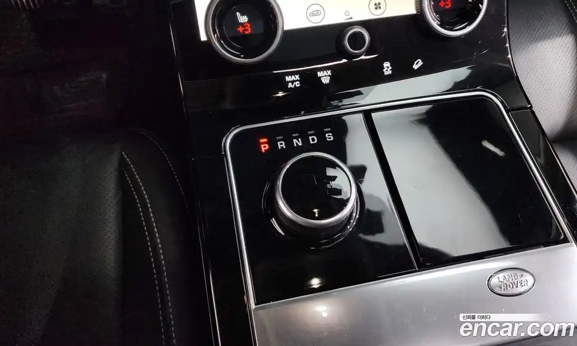 Land Rover Range-Rover Velar 2017 3.0 гидро в Москве № 627430, фото 9