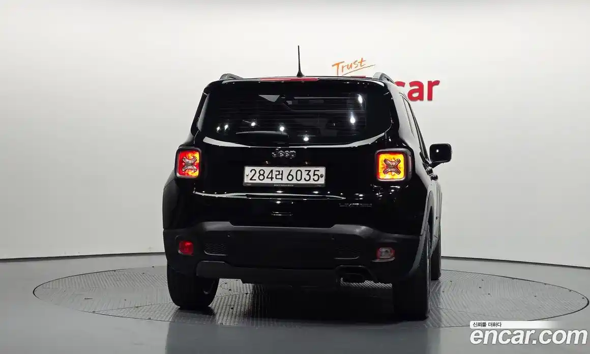 Jeep Renegade 2019 2.4 гидро в Москве № 725316, фото 4