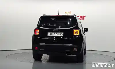 Jeep Renegade 2019 2.4 гидро в Москве № 725316, миниатюра 4