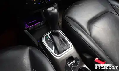Jeep Renegade 2019 2.4 гидро в Москве № 725316, миниатюра 9