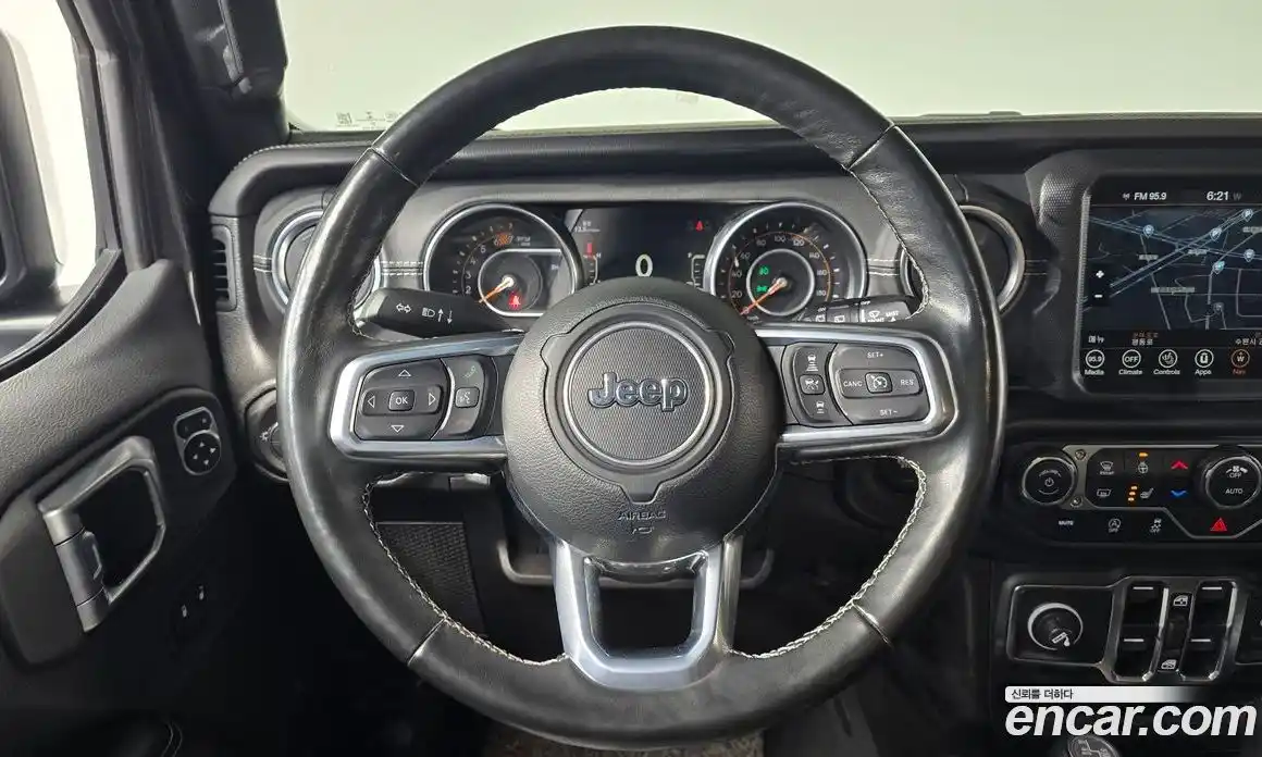 Jeep Wrangler 2022 2.0 гидро в Москве № 725330, фото 13