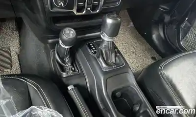 Jeep Wrangler 2022 2.0 гидро в Москве № 725330, миниатюра 9
