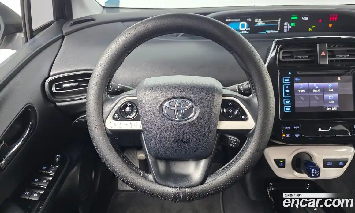 Toyota Prius 2018 1.8 гидро в Москве № 750295, фото 13