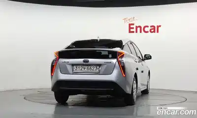 Toyota Prius 2018 1.8 гидро в Москве № 750295, миниатюра 4
