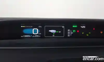 Toyota Prius 2018 1.8 гидро в Москве № 750295, миниатюра 8