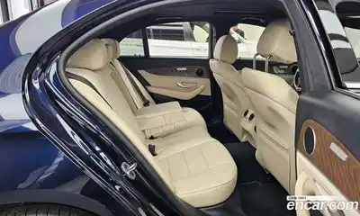Mercedes-Benz E-Class 2022 2.0 гидро, миниатюра 12