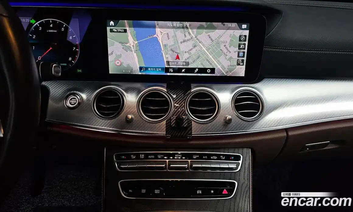 Mercedes-Benz E-Class 2021 2.0 гидро, фото 14