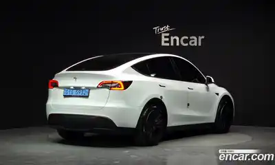 Tesla Model Y 2023 0.2 гидро в Москве № 766469, миниатюра 2