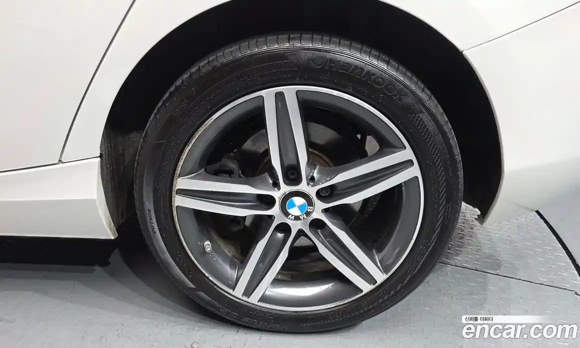 BMW 1-Series 2016 2.0 гидро в Москве № 800385, фото 5