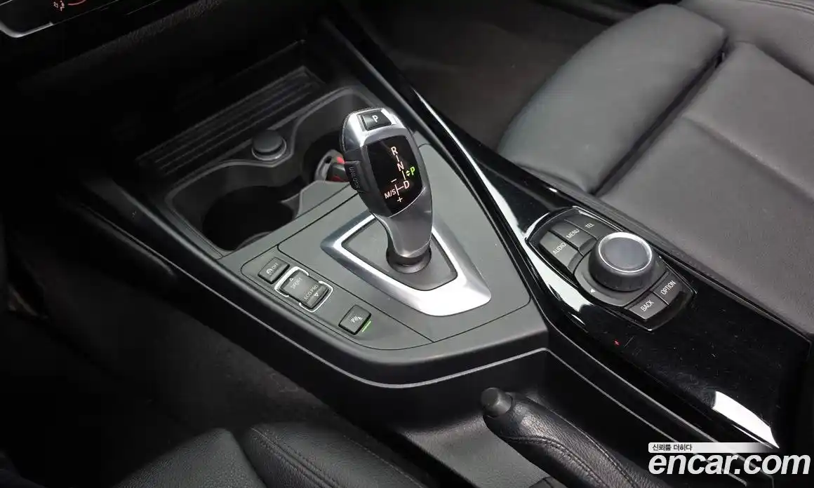 BMW 1-Series 2016 2.0 гидро в Москве № 800385, фото 9