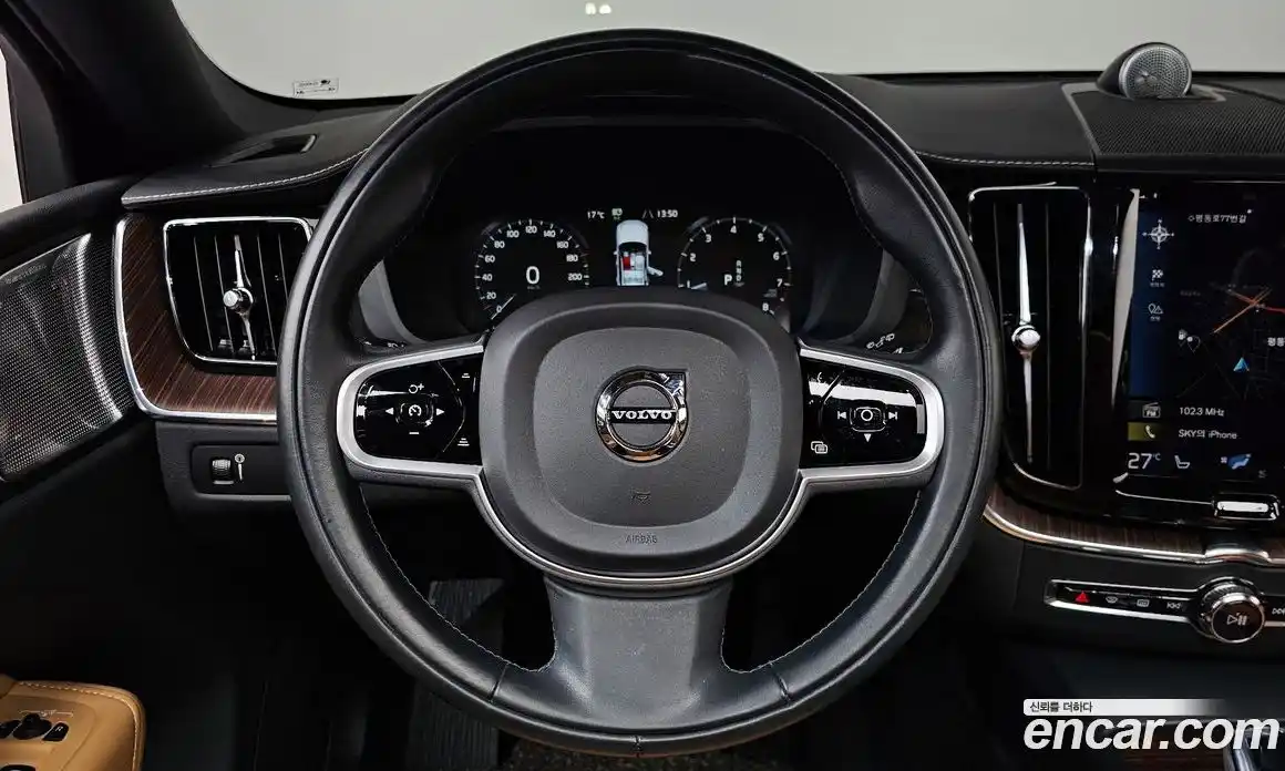Volvo XC60 2021 2.0 гидро в Москве № 801861, фото 12