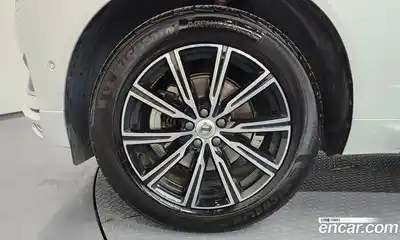 Volvo XC60 2021 2.0 гидро в Москве № 801861, миниатюра 4