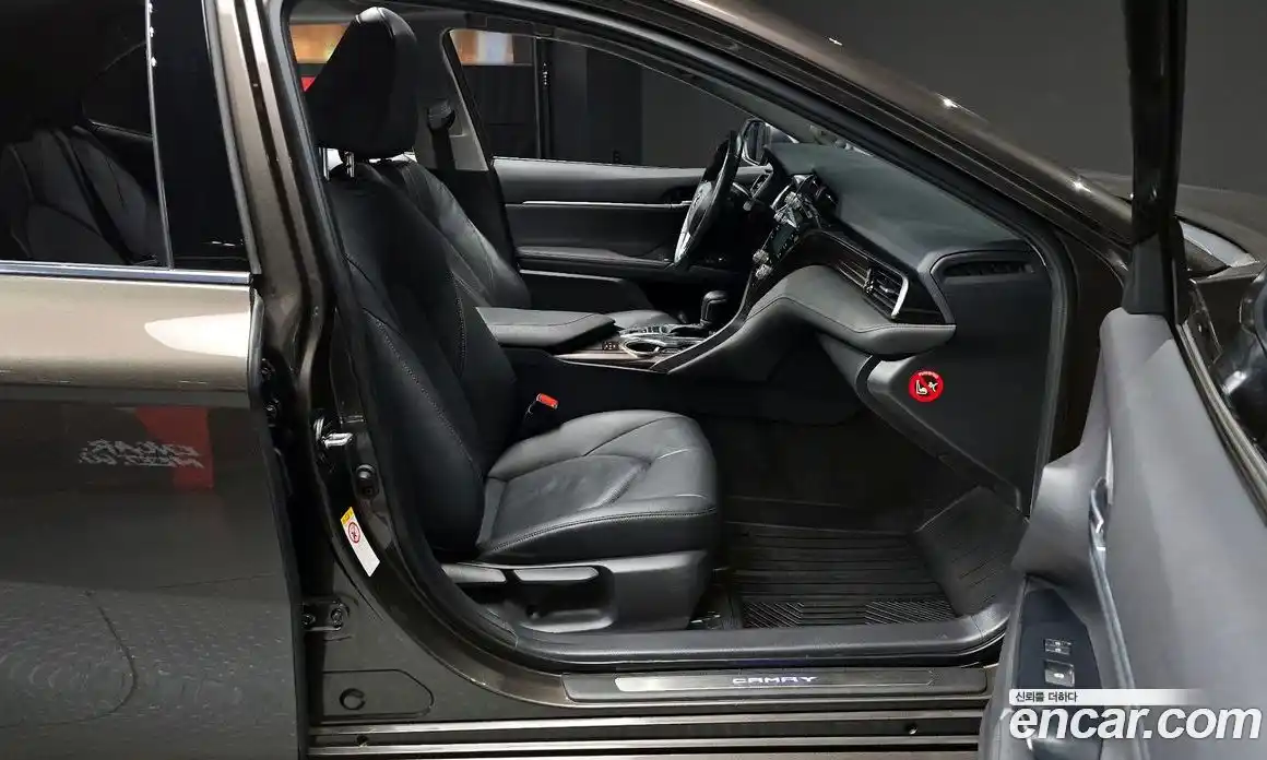 Toyota Camry 2018 2.5 гидро в Москве № 803202, фото 11