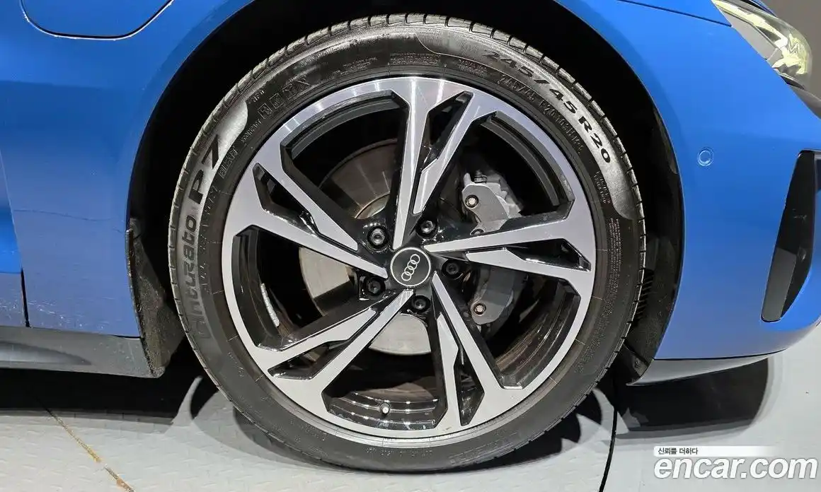 Audi e-tron GT 2021 0.1 гидро в Москве № 823095, фото 5