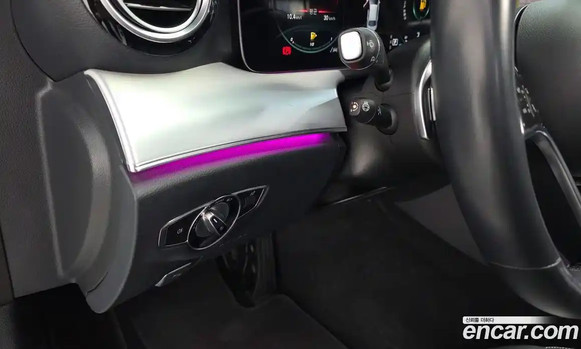 Mercedes-Benz E-Class 2021 2.0 гидро, фото 14