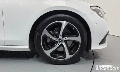 Mercedes-Benz E-Class 2021 2.0 гидро, миниатюра 5