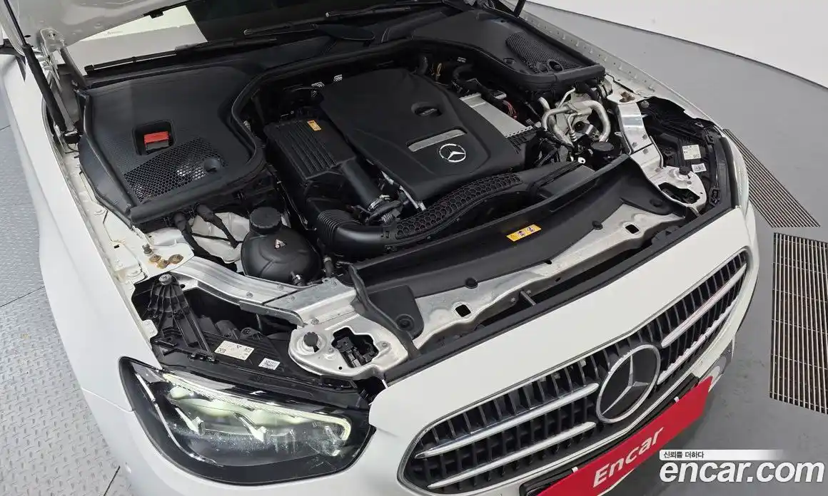 Mercedes-Benz E-Class 2021 2.0 гидро, фото 6