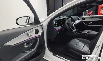 Mercedes-Benz E-Class 2021 2.0 гидро, миниатюра 10
