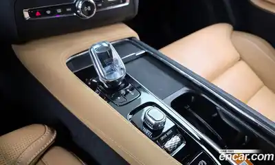 Volvo XC90 2021 2.0 гидро в Москве № 860304, миниатюра 9