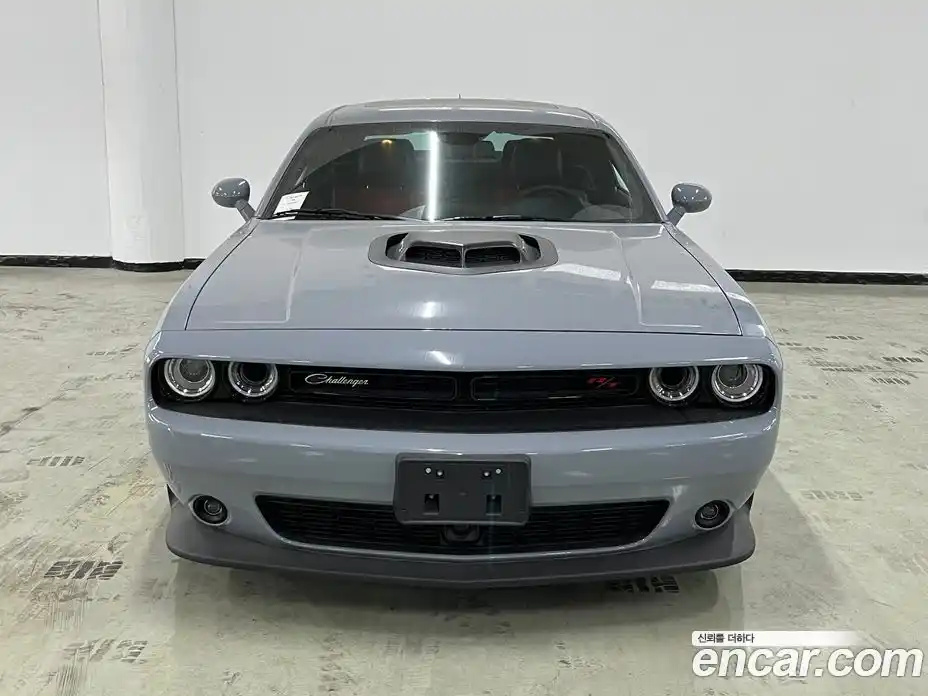 Dodge Challenger 2021 5.7 гидро в Москве № 885723, фото 3