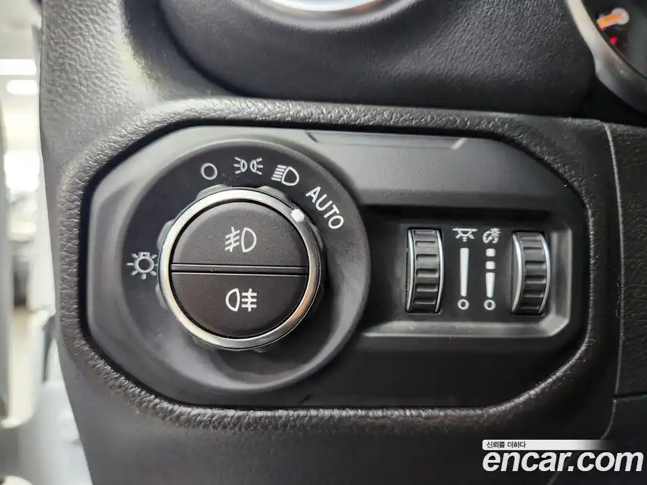 Jeep Wrangler 2022 2.0 гидро в Москве № 896660, фото 5