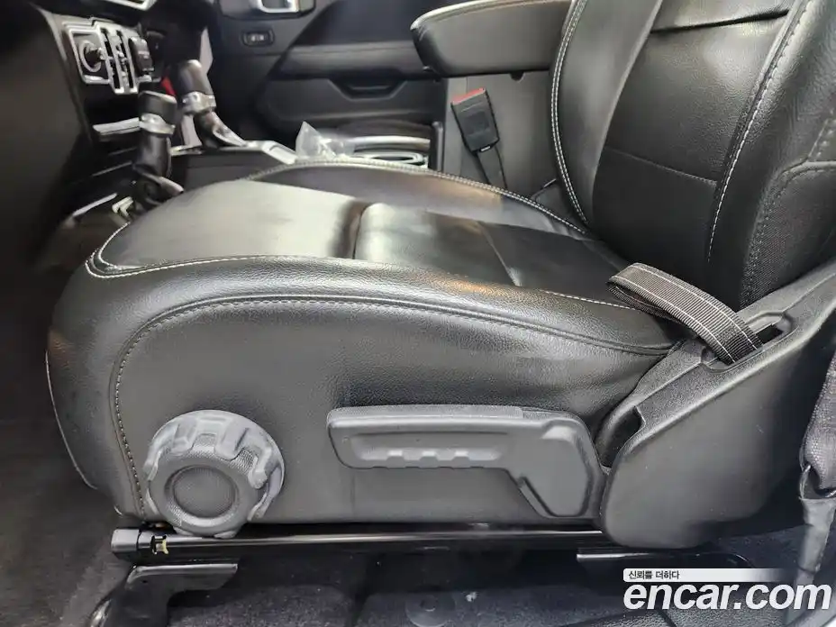 Jeep Wrangler 2022 2.0 гидро в Москве № 896660, фото 6