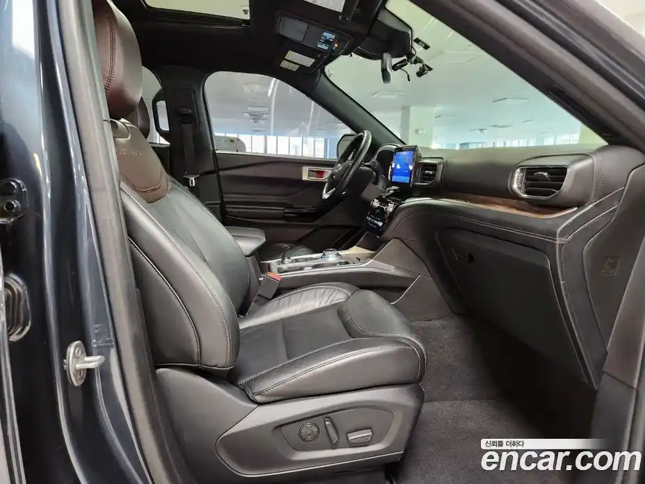 Ford Explorer 2022 3.0 гидро в Москве № 897061, фото 12