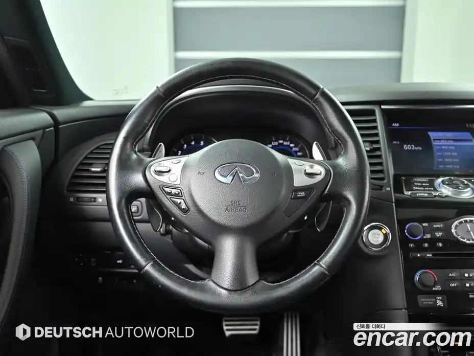 Infiniti QX70 2017 3.7 гидро в Москве № 897360, фото 13