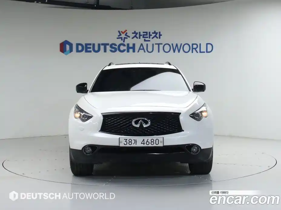 Infiniti QX70 2017 3.7 гидро в Москве № 897360, фото 3